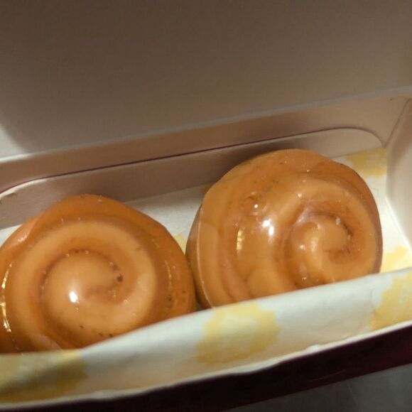 MGA Miniverse Make It Mini - Cinnamon Rolls and Doughnuts - Picture 4 of 6